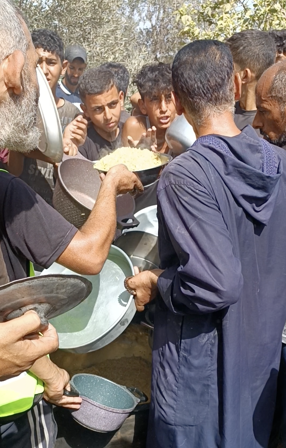 Feeding New Camp in Gaza