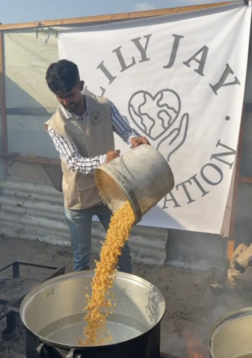 Feeding Families in Khan Younis, Gaza