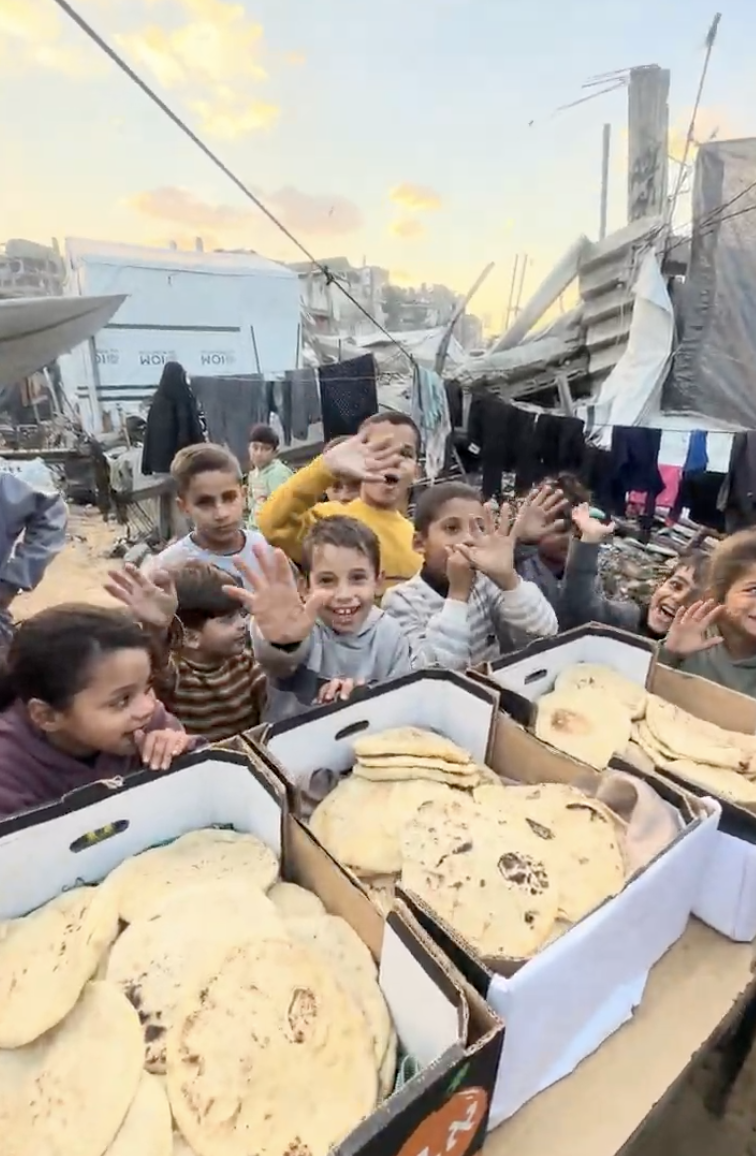 Fresh Bread Offers a Moment of Relief for Gaza’s Families